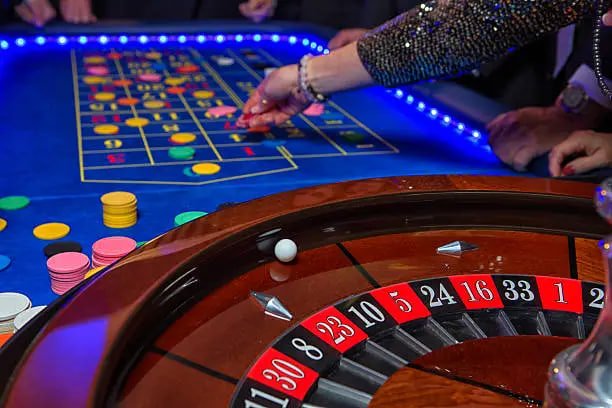 Giao diện chơi casino trực tuyến trên điện thoại dễ sử dụng